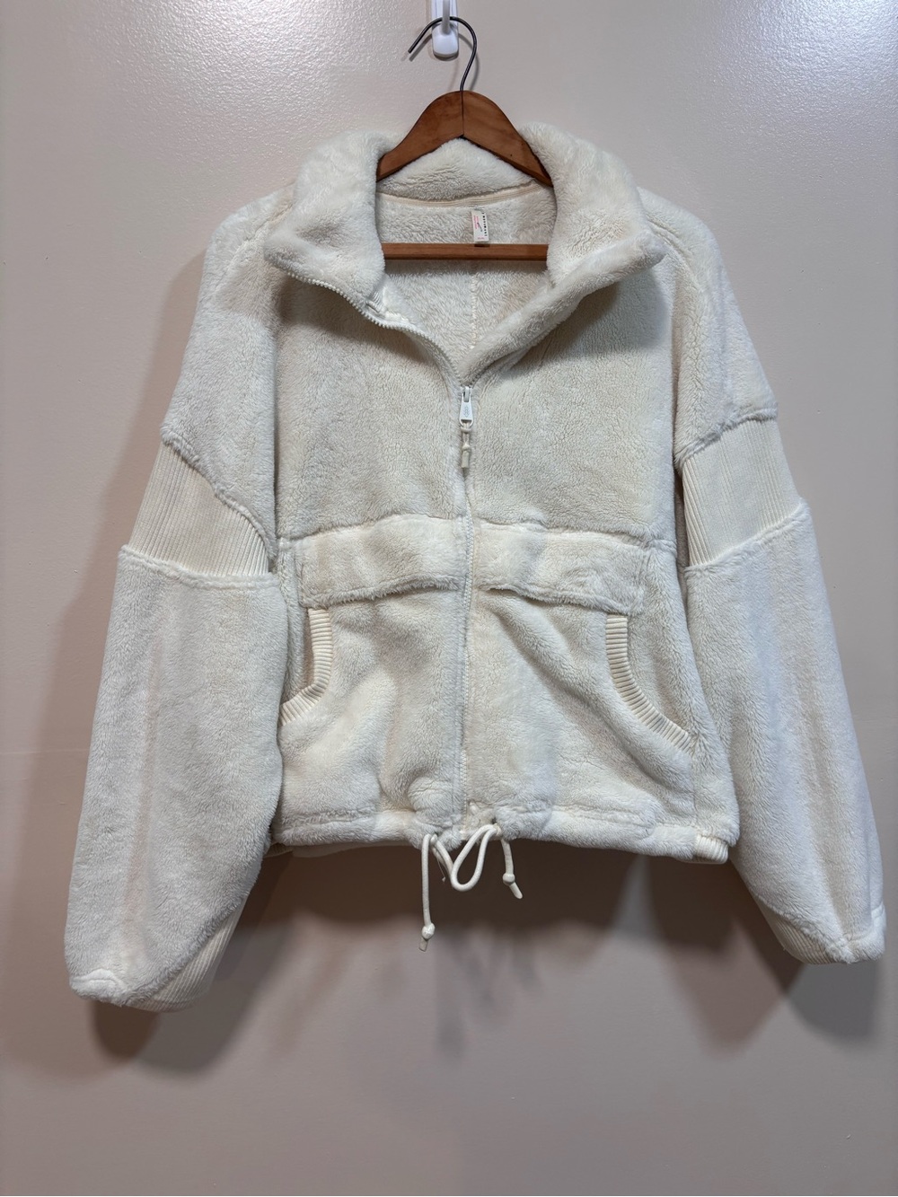 Free People movement Women’s Cream Fleece Zip-Up Jacket SZ M